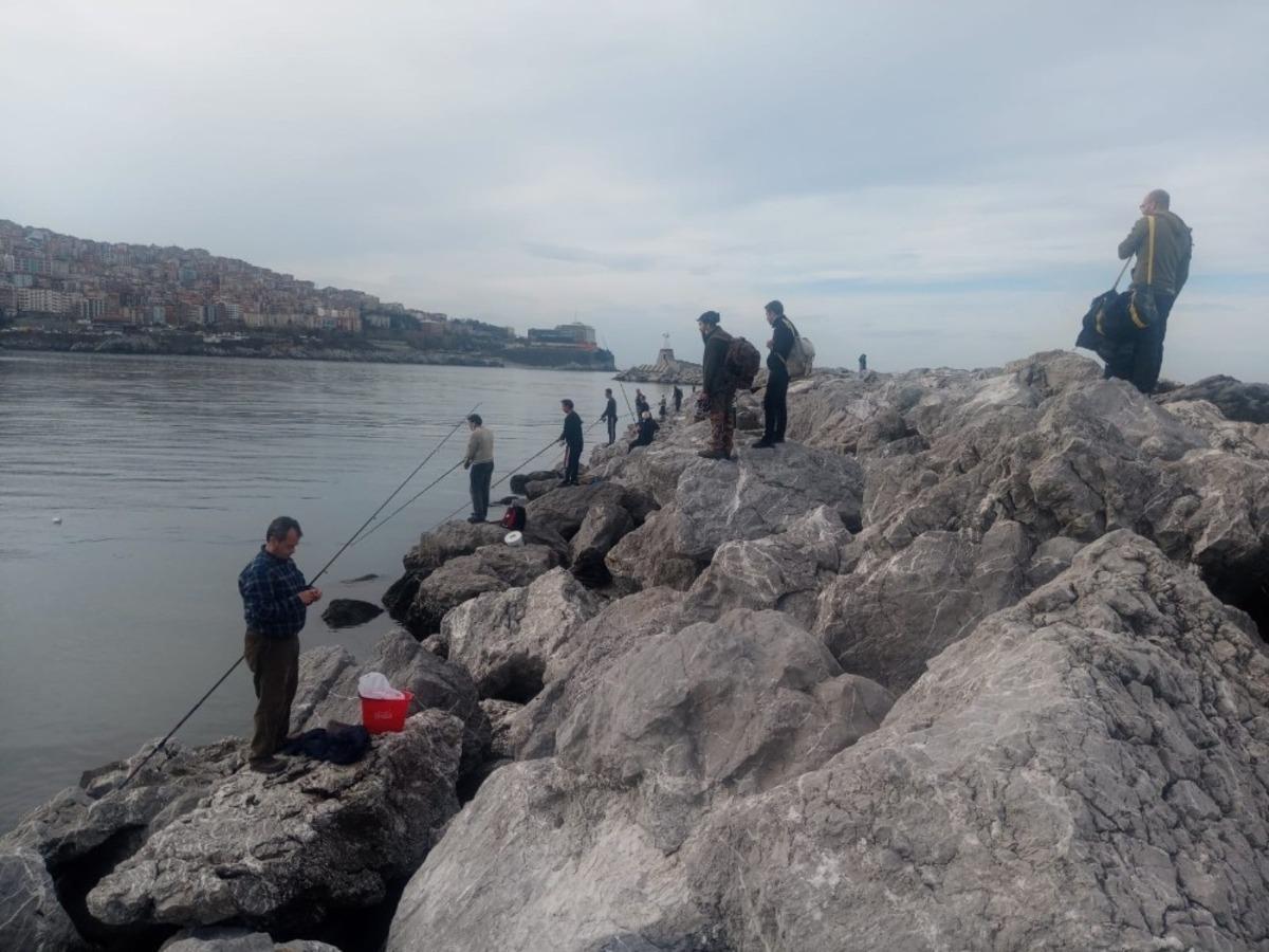 Amat&ouml;r balık&ccedil;ılar sarı kanat avladı