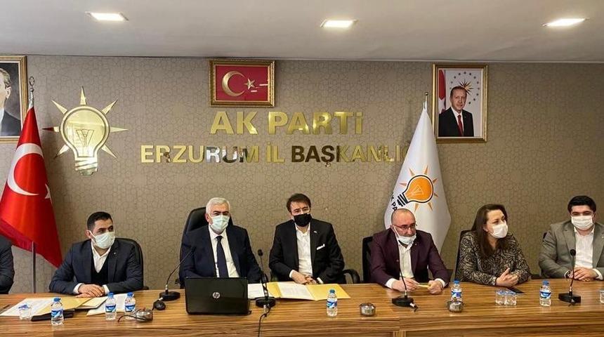 Ak Parti’de görev dağılımı yapıldı