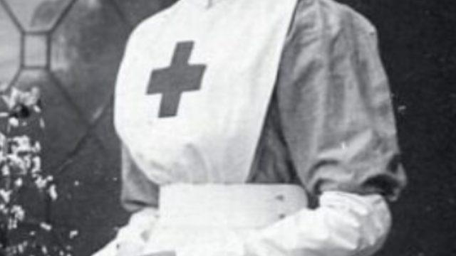 Titanik dahil olmak üzere üç gemi kazasından sağ kurtulan hemşire Violet Jessop’un akılalmaz hikayesi!