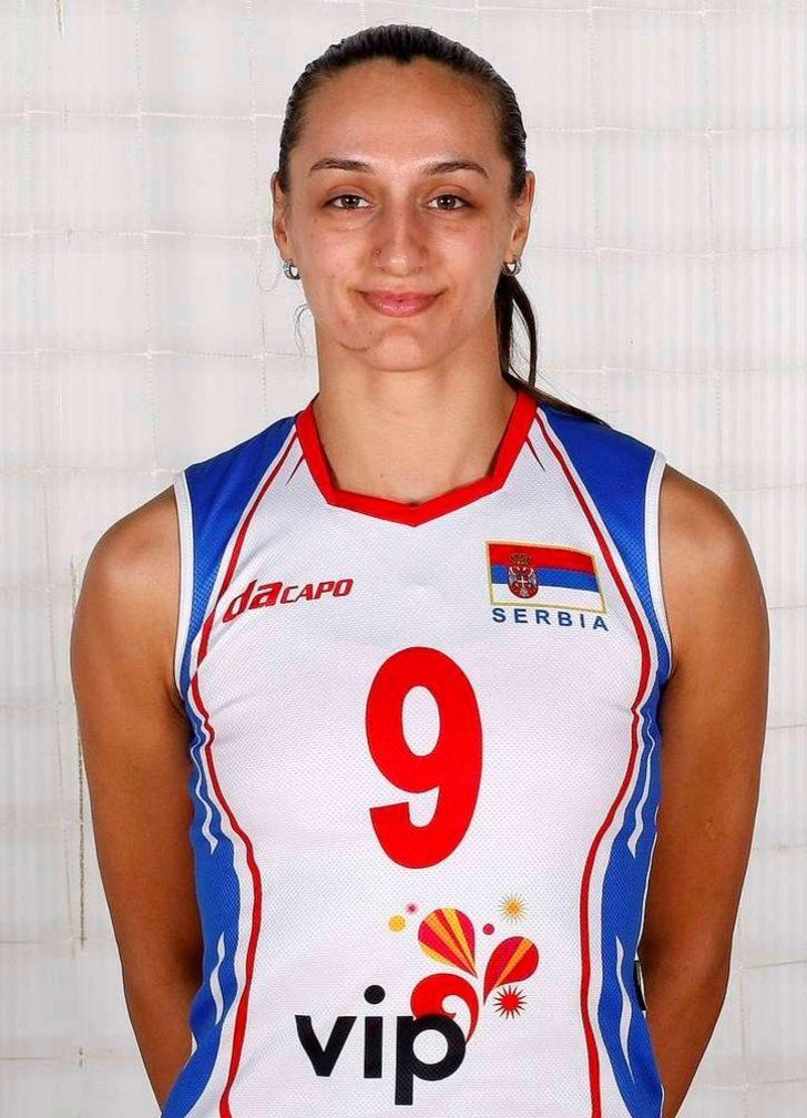 Adam Voleybol’a dört yeni isim G2