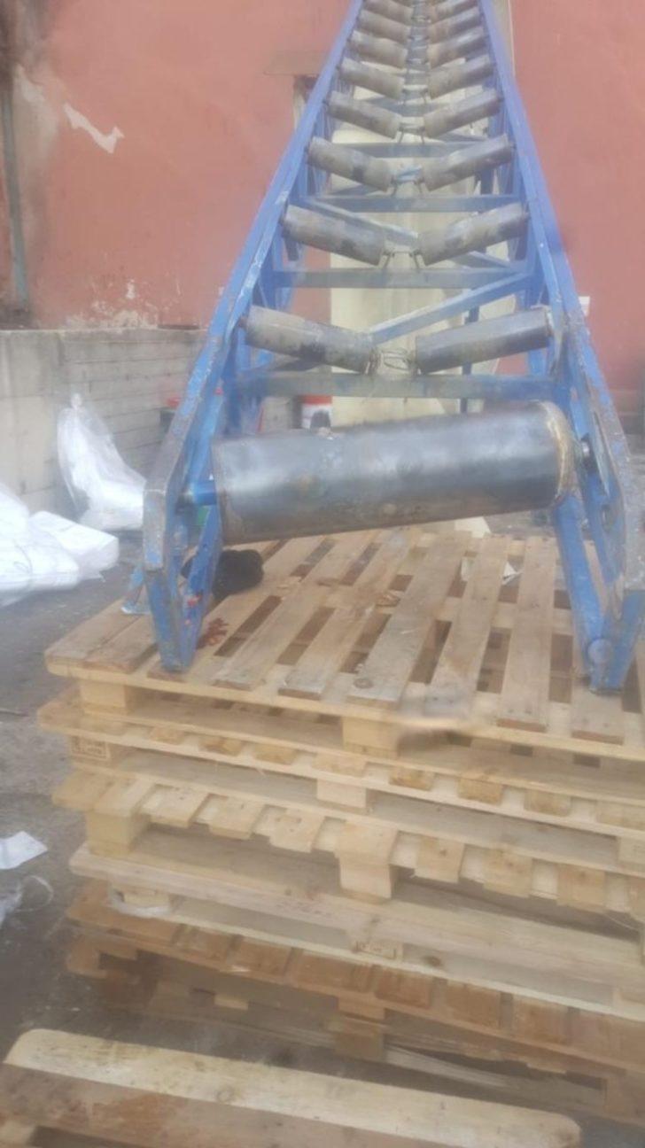 Yükleme bandına kolu sıkışan işçi ağır yaralandı G2