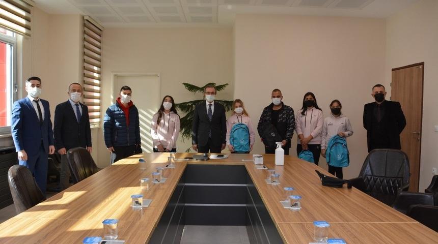 Eziler Hokey Takımı sporcularından İbanoğlu&rsquo;na ziyaret