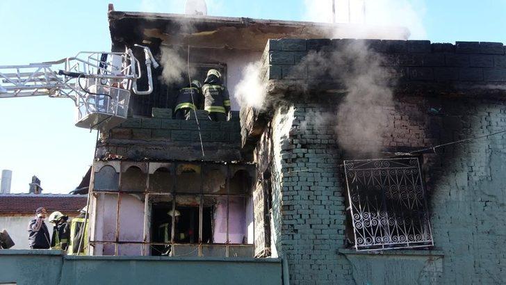 Konya’da 3 kişinin öldüğü 2 yangın da elektrik kaynaklı G1