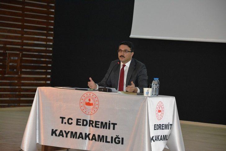 Kaymakam Ünsal; “İnsanı yaşat ki devlet yaşasın düsturu ile milletimize hizmet etmekle mükellefiz” G4