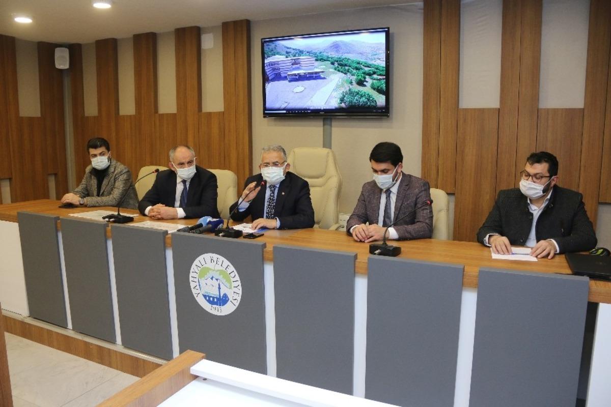 Yahyalı&rsquo;da yapılacak 2021 yılı projeleri masaya yatırıldı