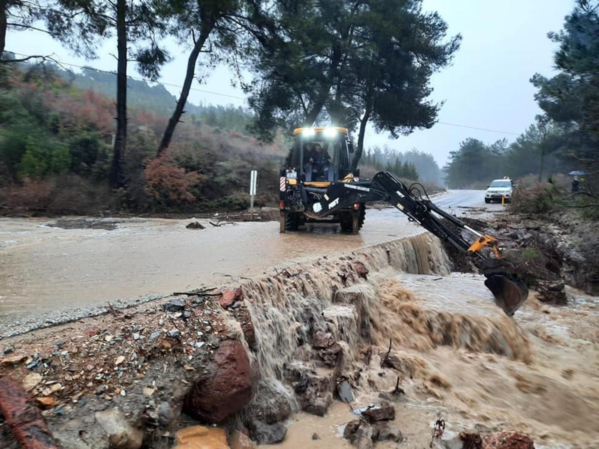 Yunusemre&rsquo;de yağış seferberliği