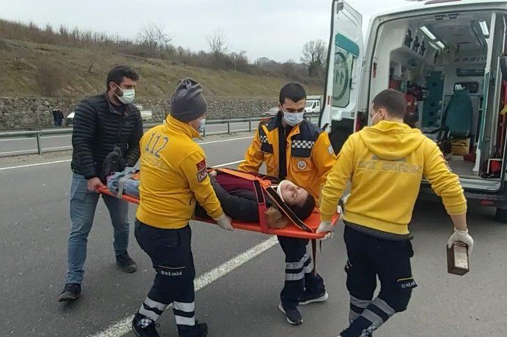 Kontrolden çıkan otomobil takla attı: 1’i bebek 4 yaralı G1