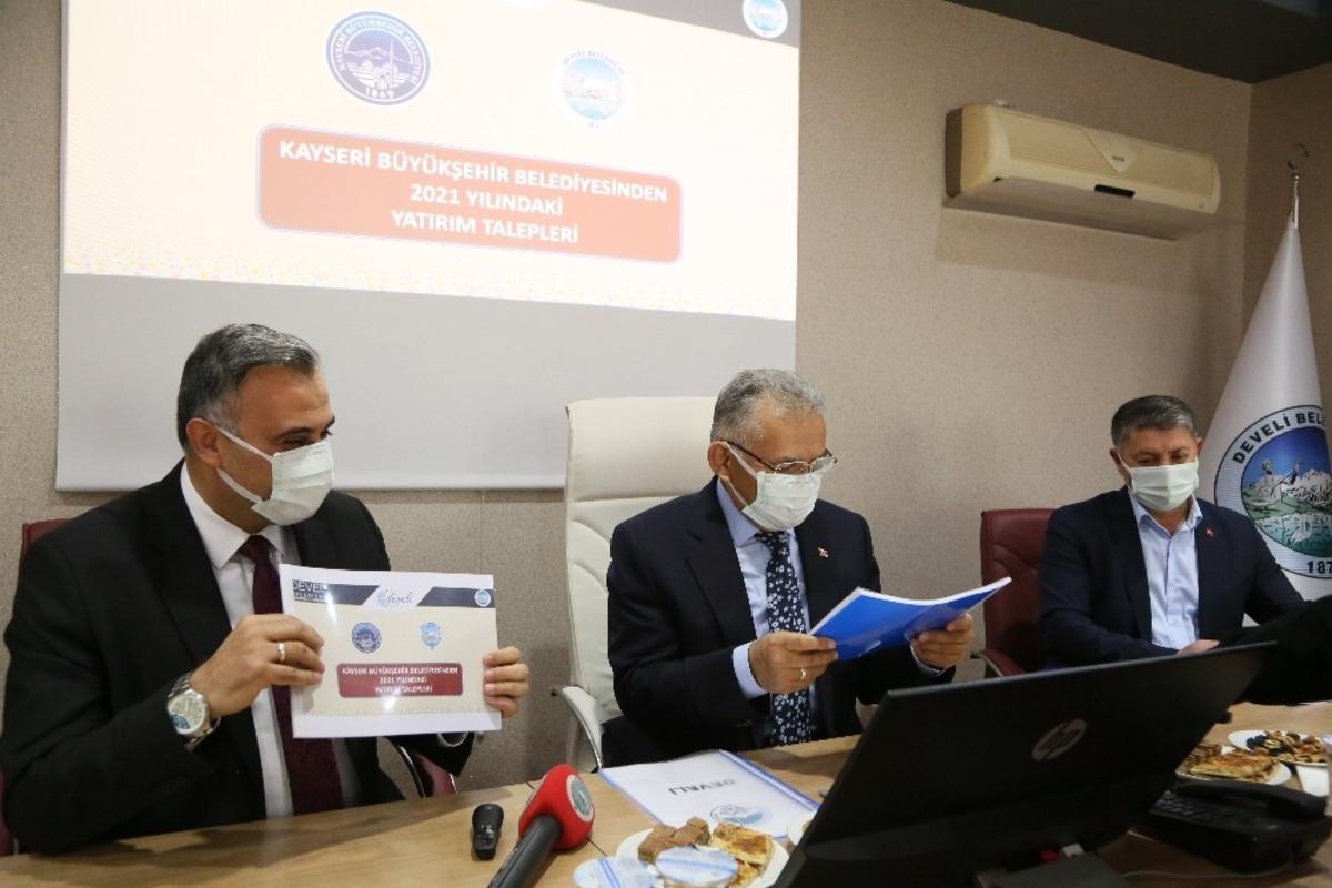Başkan B&uuml;y&uuml;kkılı&ccedil; 2021 yılı talepleri i&ccedil;in Develi&rsquo;de