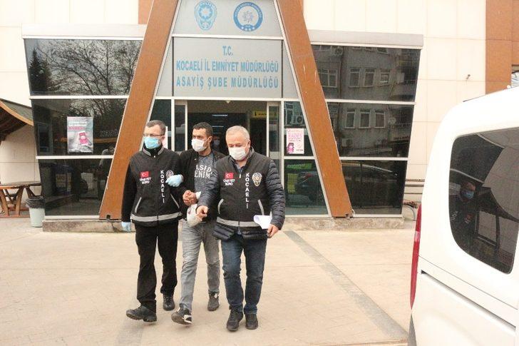 Tartıştığı ev arkadaşını öldüren zanlı adliyeye sevk edildi G2