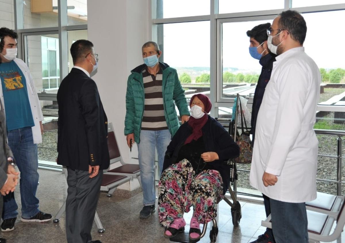 BA&Uuml;N Hastanesi Acil Servisinin kuruluşunun 2. Yıld&ouml;n&uuml;m&uuml;