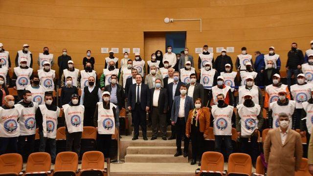 Akhisar Belediyesi’nde net işçi maaşı 3 bin 300 TL oldu