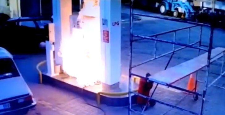 Akaryakıt istasyonunda faciadan dönüldü, o anlar kameraya yansıdı G1