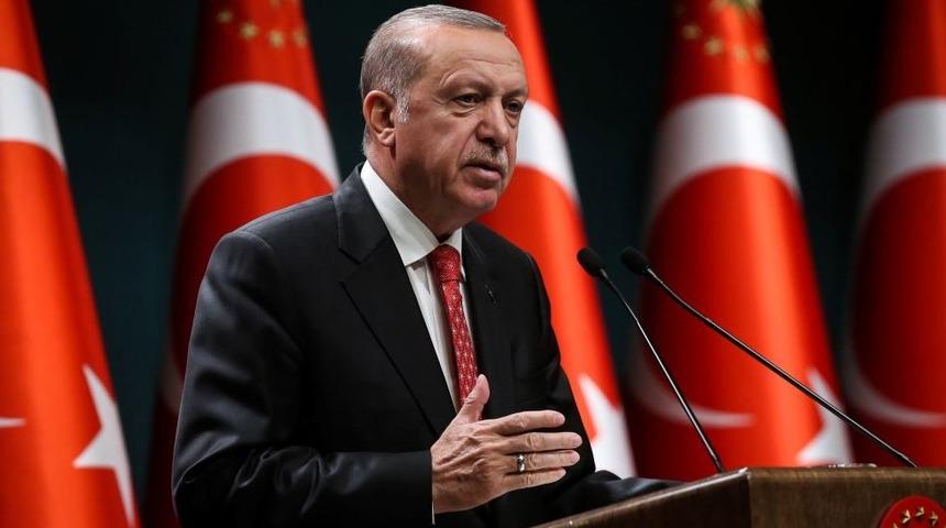 Erdoğan'ın 'yeni anayasa' çağrısının altında ne yatıyor, muhalefet nasıl yorumluyor?