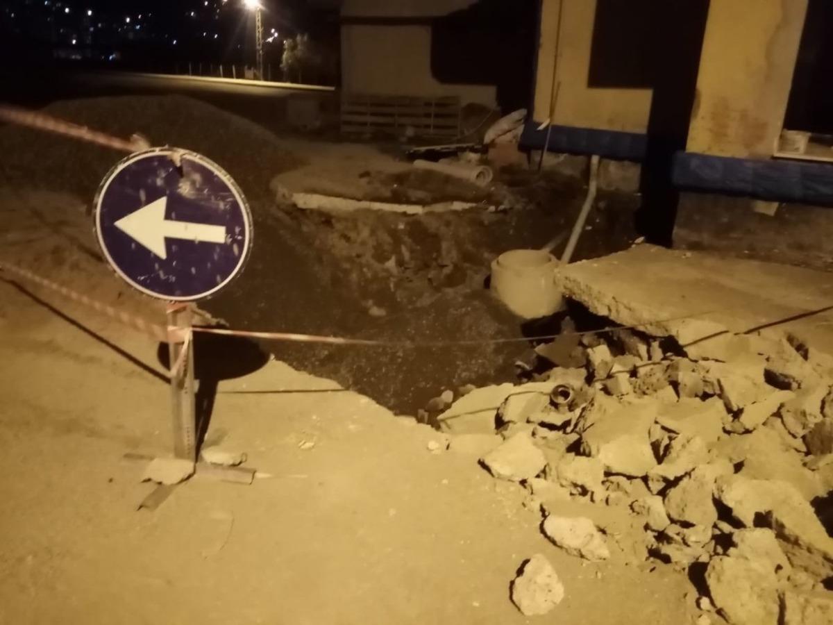 Su şebekesini onarmak i&ccedil;in girdiği &ccedil;ukur mezarı oldu