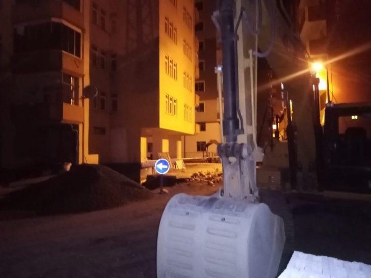 Su şebekesini onarmak için girdiği çukur mezarı oldu G2