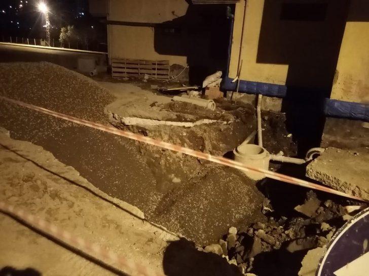 Su şebekesini onarmak için girdiği çukur mezarı oldu G4