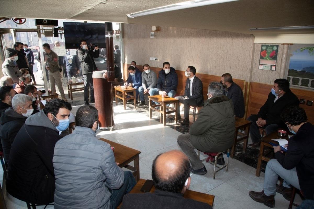 Başkan Vekili Aslan esnafla bir araya geldi