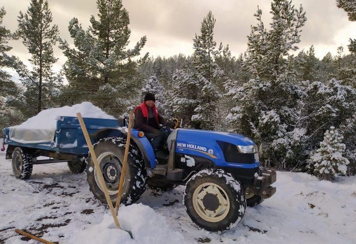 Kar kuyuları şerbet için dolduruluyor G2