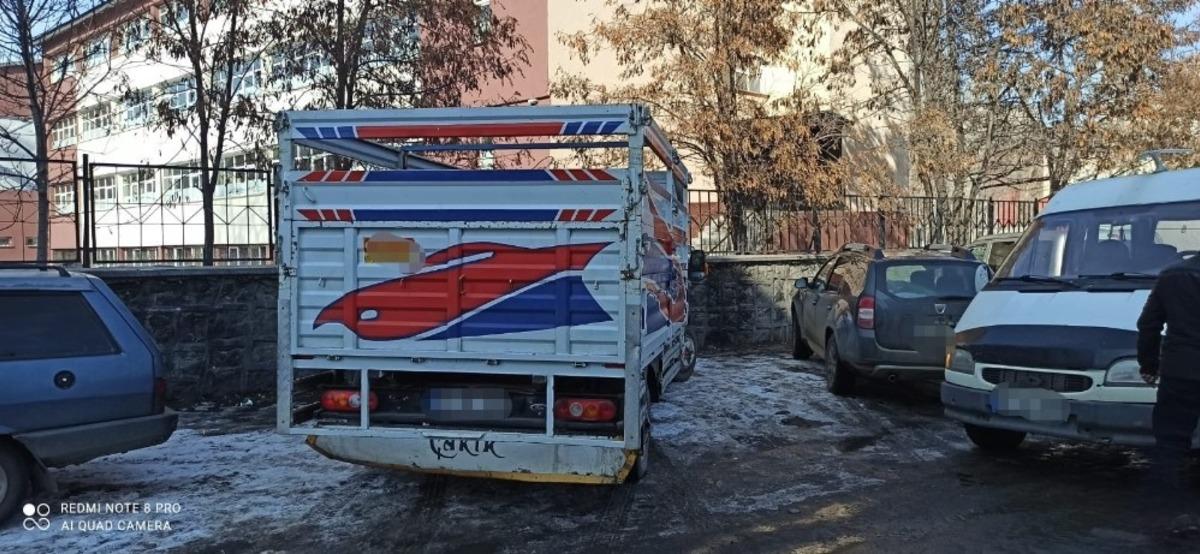 Kars&rsquo;ta uygunsuz ara&ccedil; parkına izin yok