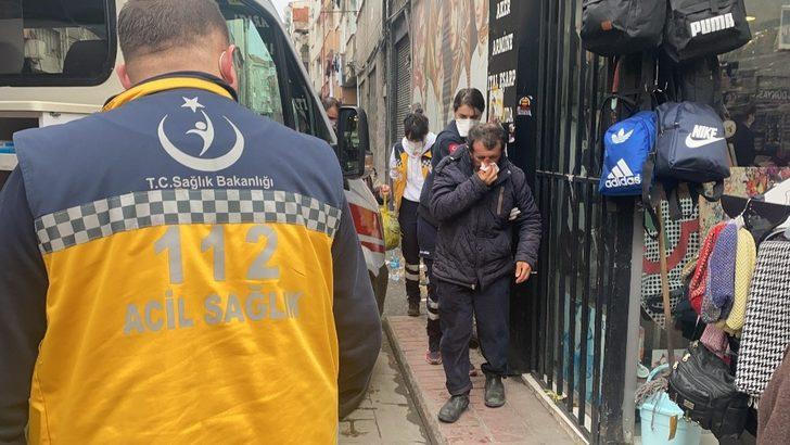(Özel) Beyoğlu’nda darp dehşeti: Yaşlı adamı sokak ortasında dövüp kaçtı G3