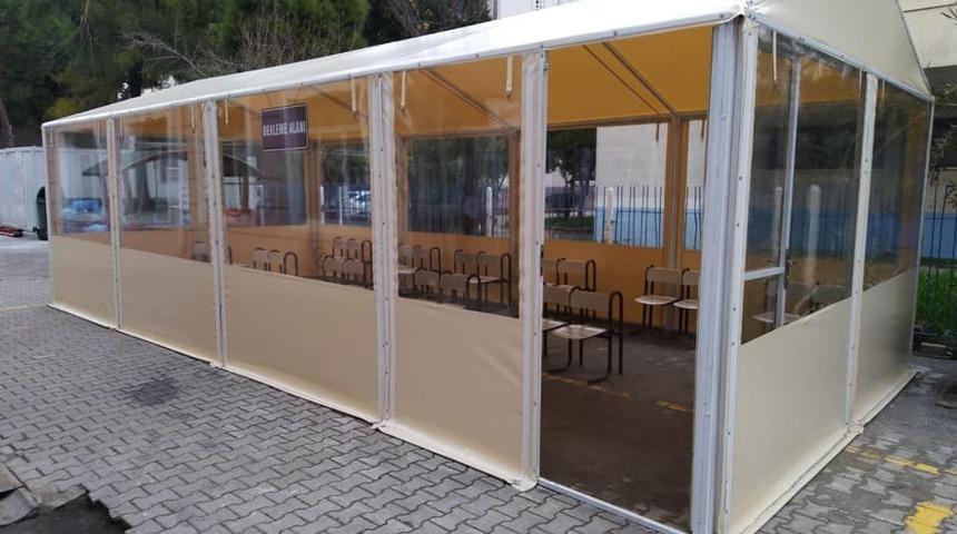 ADH&rsquo;de Kovid-19 hastaları i&ccedil;in bekleme alanı oluşturuldu