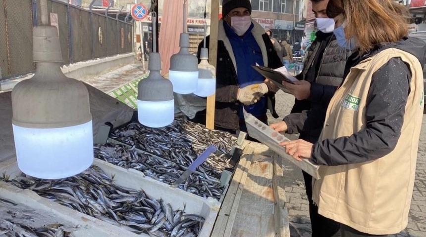 Su ürünleri perakende satış yerleri denetlendi