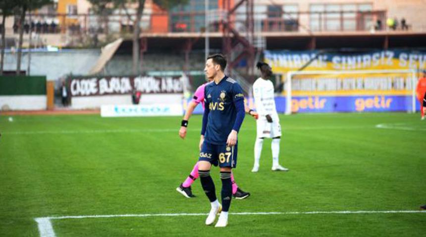 Transfer dönemine Mesut Özil damga vurdu