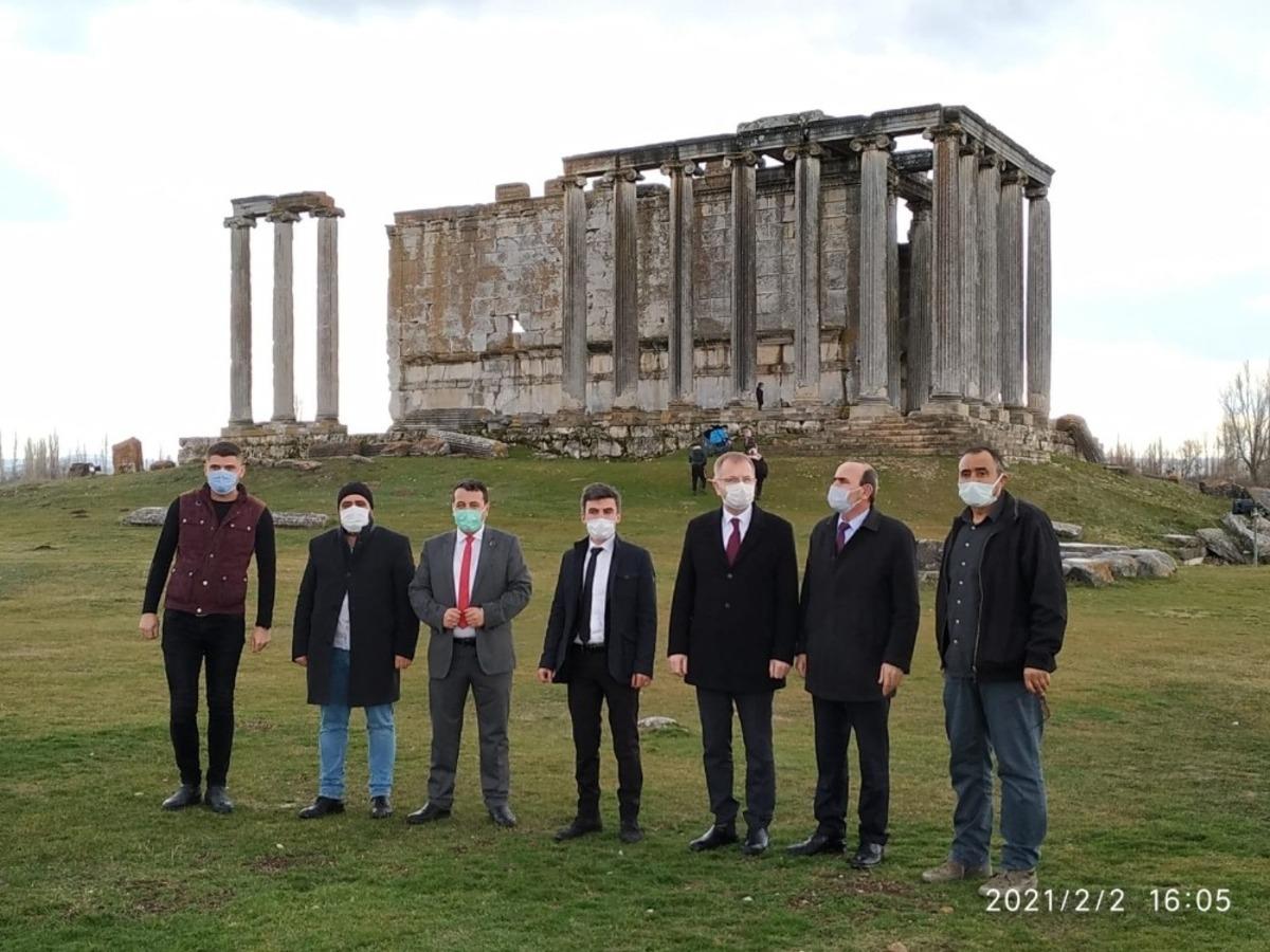 Başkan Ceyhun: &rsquo;&rsquo;&Ccedil;avdarhisar il&ccedil;emizi d&uuml;nya &ccedil;apında bir &uuml;ne kavuşturacağız&rsquo;&rsquo;