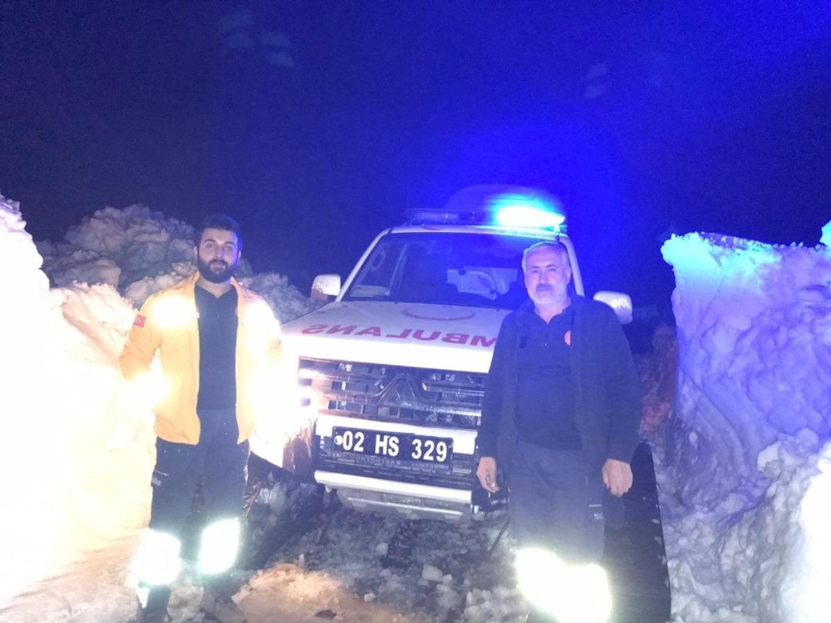Sağlık ekipleri d&uuml;şen &ccedil;ığ nedeniyle hastaya 6 saat sonra ulaşabildi
