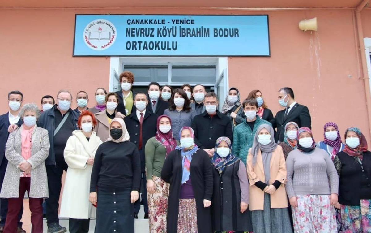Vali Aktaş k&ouml;yl&uuml; kadınları ziyaret etti