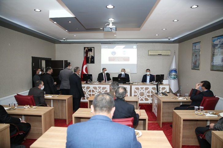 Başkan Büyükkılıç, Yahyalı ve Develi’de G1