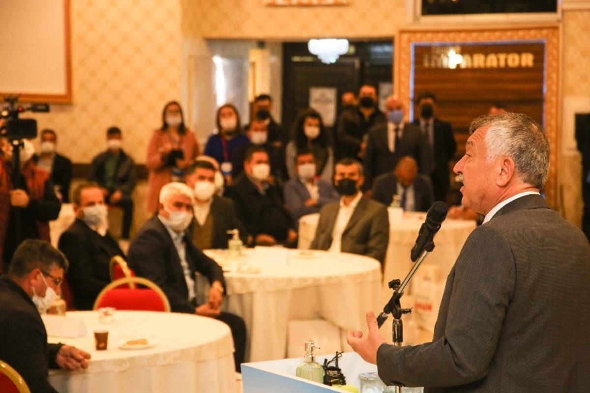 Karalar: "Kasaya ve kapıya sahip &ccedil;ıkmayan batar"