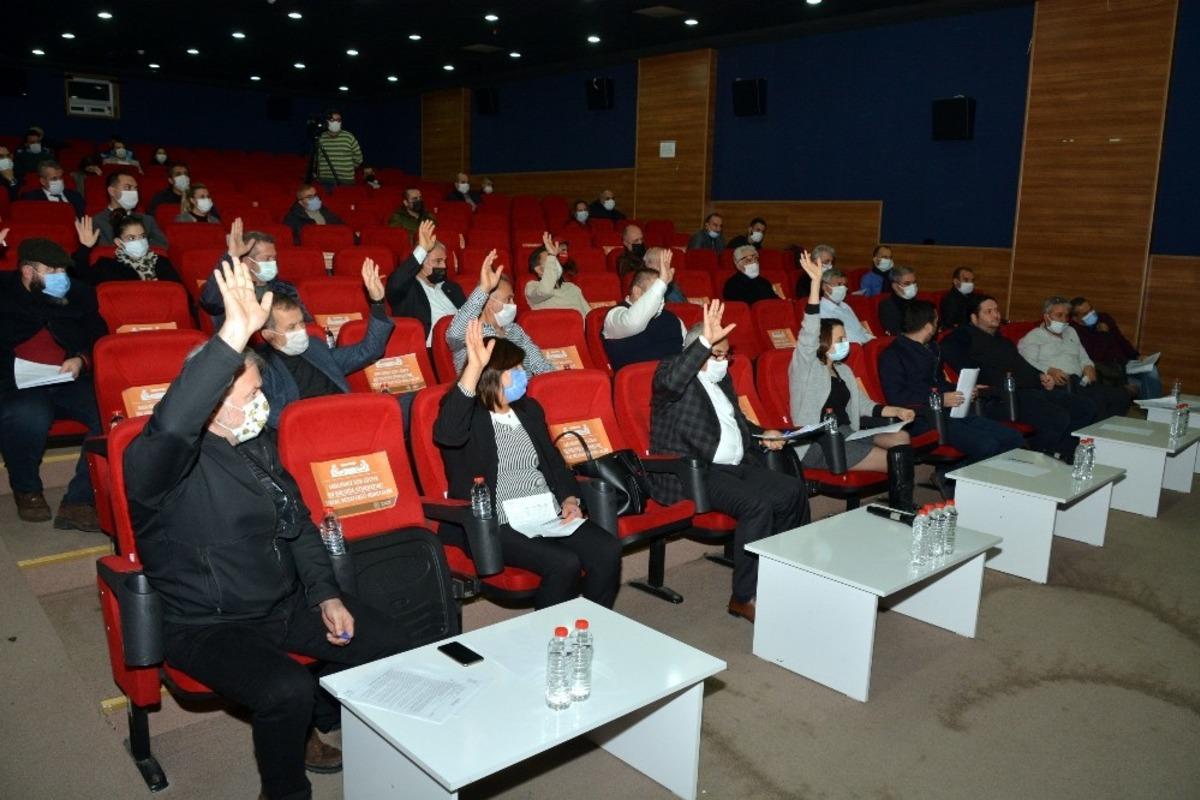 Aliağa Belediyesinde 12 madde meclis &uuml;yelerinin oylamasına sunuldu