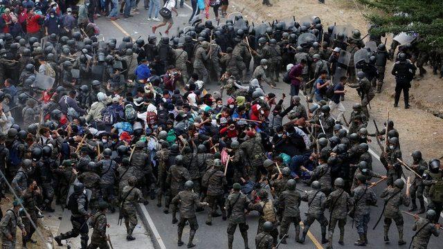 Guatemala'da polis Ocak ayında ABD'ye gitmeye çalışan binlerce göçmeni durdurmuştu