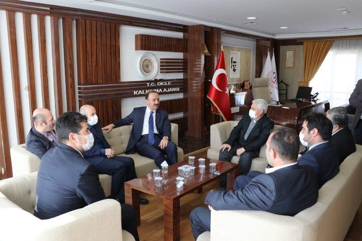 Vali Erin yaralı polisleri ziyaret etti G4