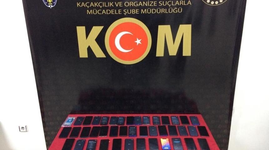 Gaziantep&rsquo;te 2 ton ka&ccedil;ak akaryakıt yakaladı