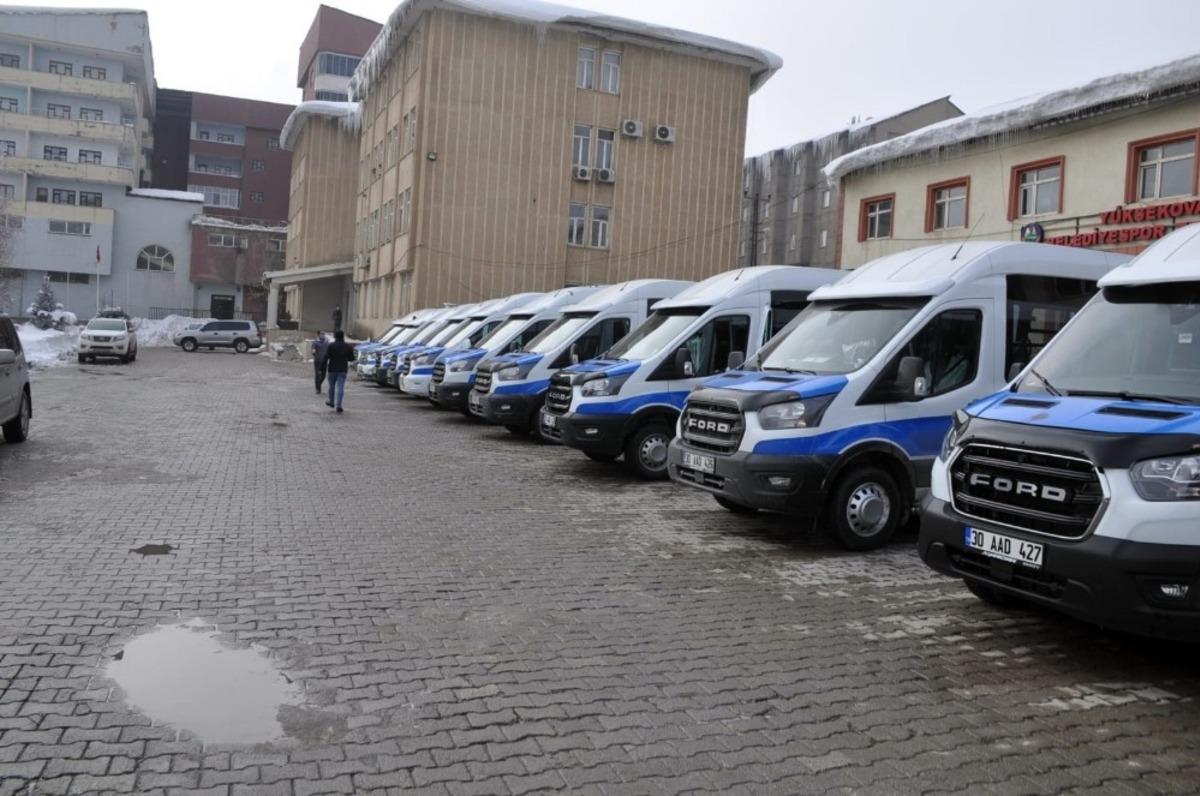 Y&uuml;ksekova&rsquo;da 14 şehir i&ccedil;i minib&uuml;s hizmete başladı