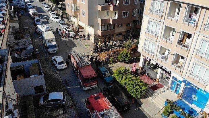 Ümraniye’de toprak altında kalan işçiyi kurtarma çalışmaları havadan görüntülendi G5