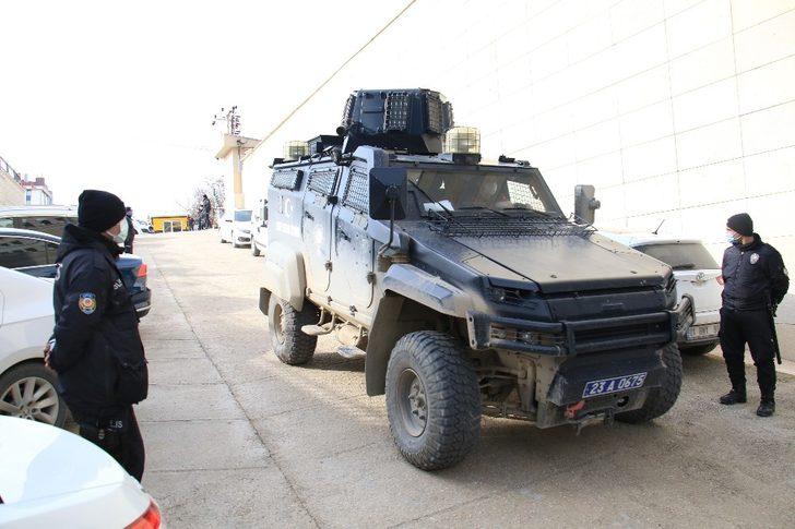 Elazığ’da cinayet zanlısı adliyeye sevk edildi G3