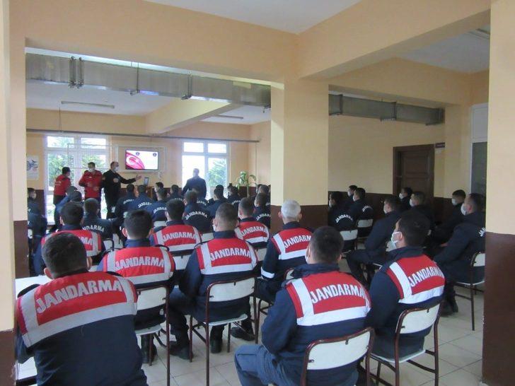 Kocaeli İl Jandarma Komutanlığı’ndan bin 400 personeline deprem eğitimi G3