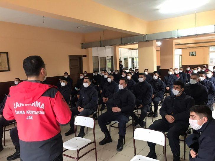 Kocaeli İl Jandarma Komutanlığı’ndan bin 400 personeline deprem eğitimi G4