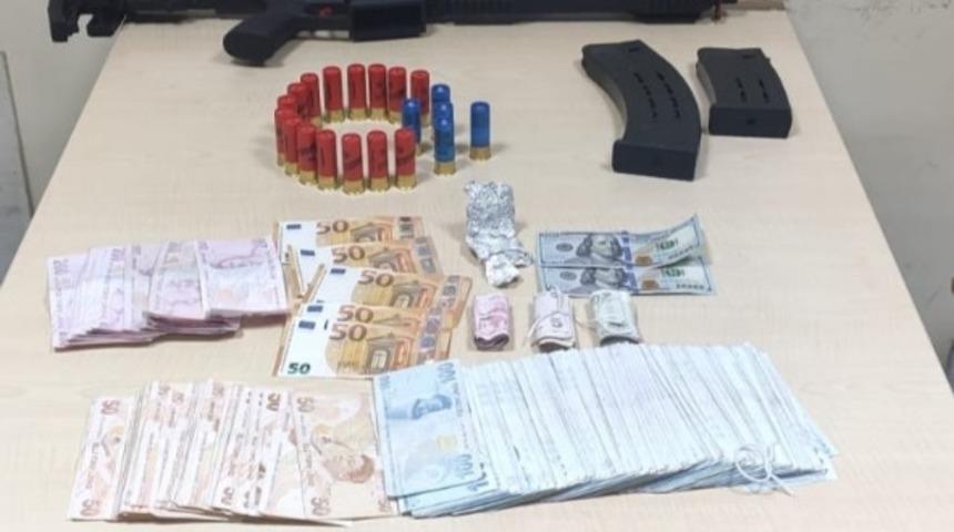 Peçeteye emdirilmiş 400 içimlik bonzai ile yakalandılar