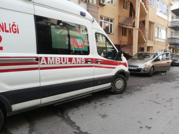 Geri manevra yaparken yaşlı kadına çarptı G3