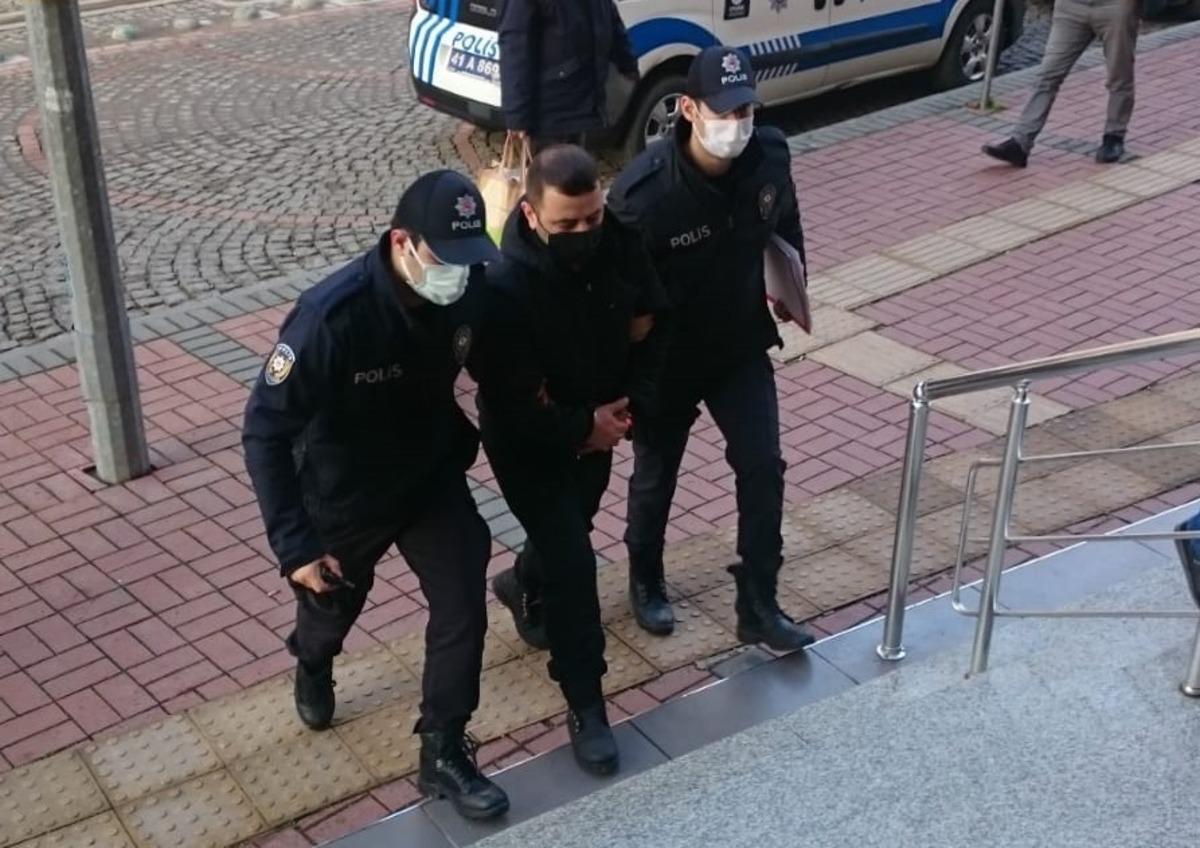 Park halindeki otomobillere zarar veren şahıs serbest bırakıldı