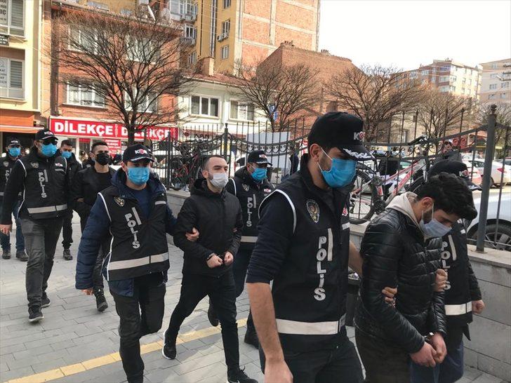Eskişehir'de silah kaçakçılığı operasyonu: 6 gözaltı G2