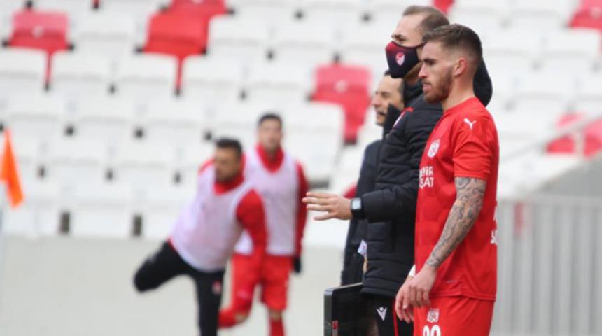 Sivasspor’da Tyler Boyd ilk resmi maçına çıktı