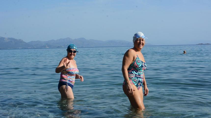 Datça'da güneşi gören denize koştu