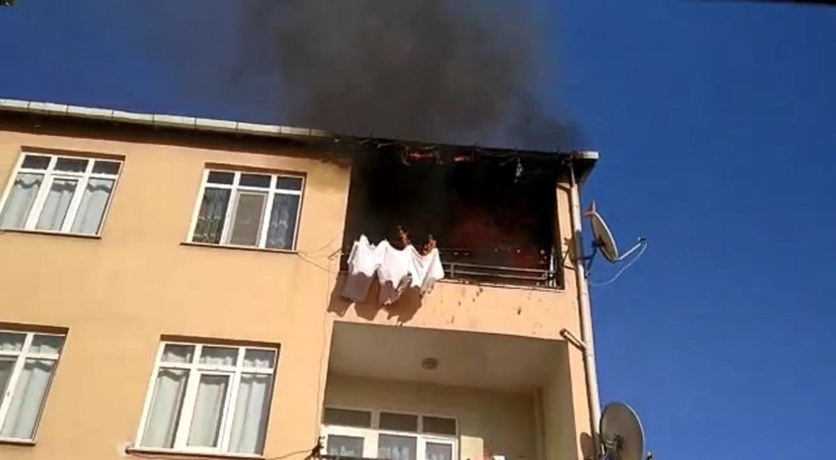 4 katlı binada korkutan yangın
