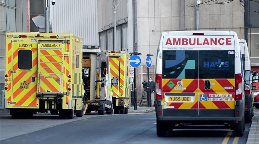 İngiltere'de koronavirüsten son 24 saatte bin 322 can kaybı