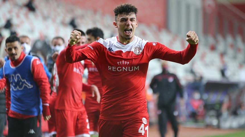 ÖZET | Antalyaspor-Beşiktaş: 1-1